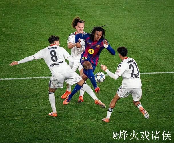 巴萨3分钟连进2球逆转苦主，孔德助力欧冠关键战胜利