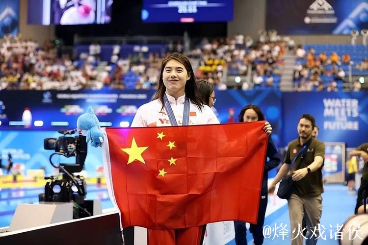 全运会女子100米蝶泳 江苏选手张雨霏摘金 全运会女子100米蝶泳 江苏选手张雨霏摘金