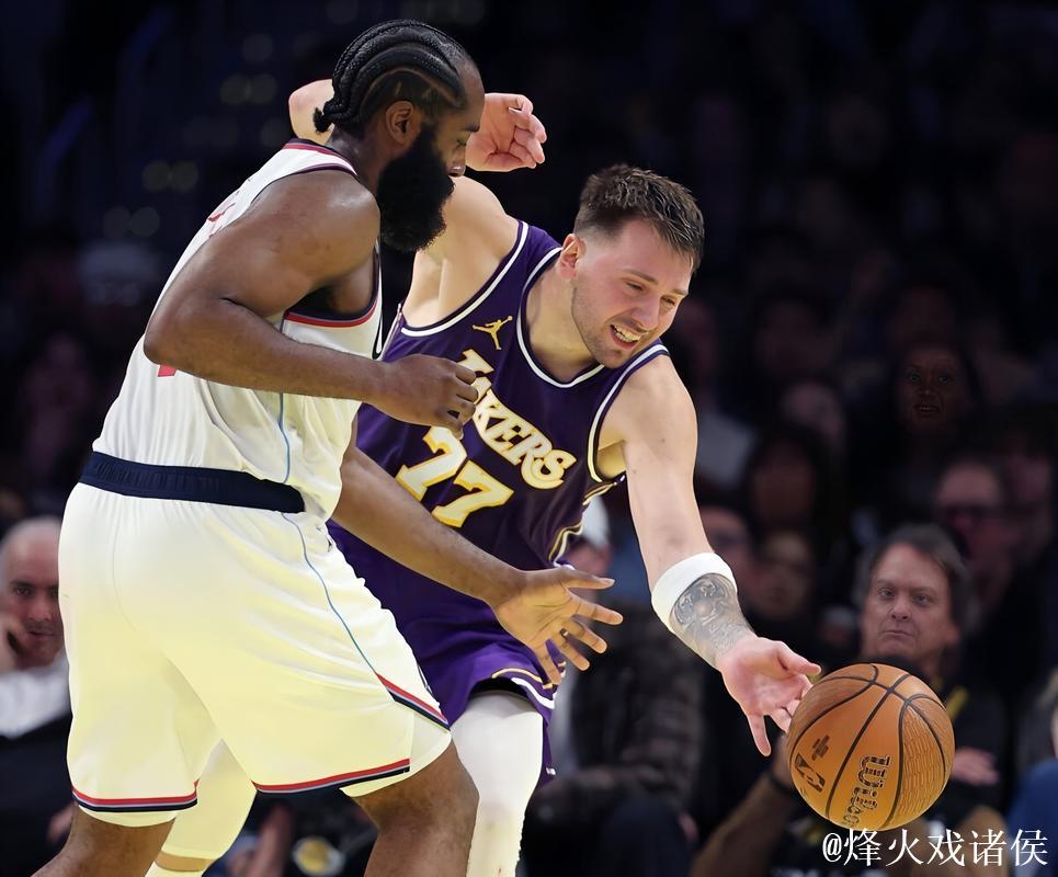 詹姆斯30+8+8东契奇30+10 湖人击败鹈鹕豪取三连胜 詹姆斯30+8+8东契奇30+10 湖人击败鹈鹕豪取三连胜